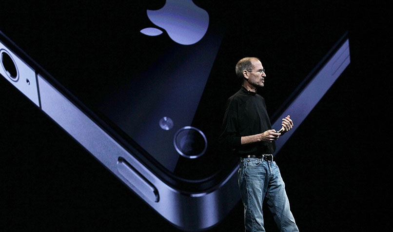 Steve jobs apple iphone