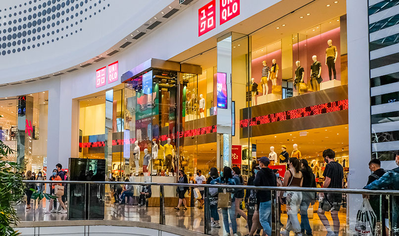 Boxing Day sales shopping centre