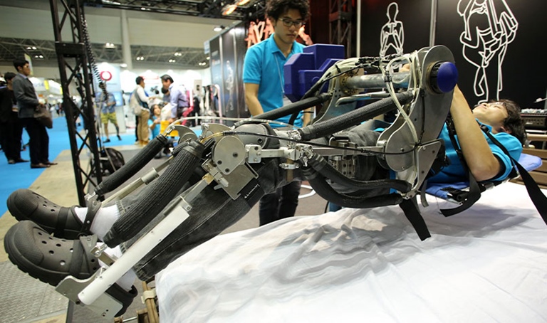 Tokyo University nursing care robot