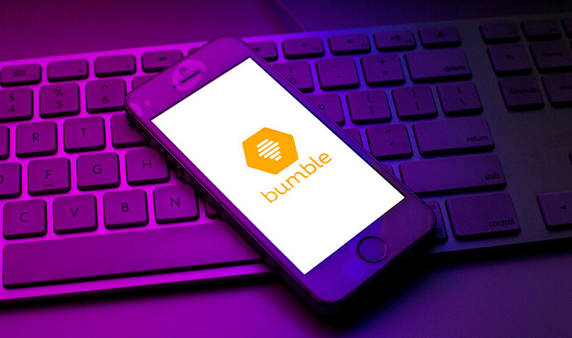 Phone bumble on screen sitting on keyboard