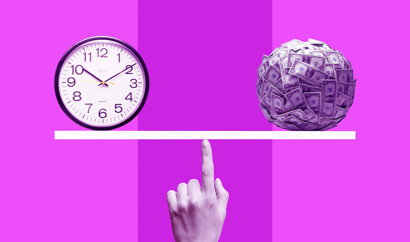 Finger balancing clock cash
