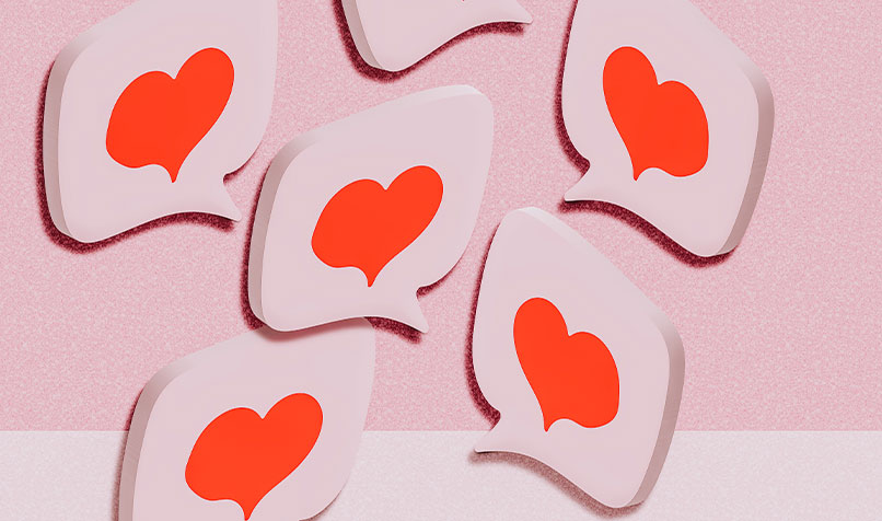 Speech bubbles love hearts