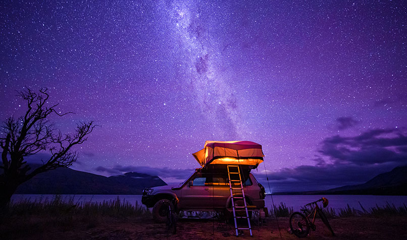 4WD camping starry night