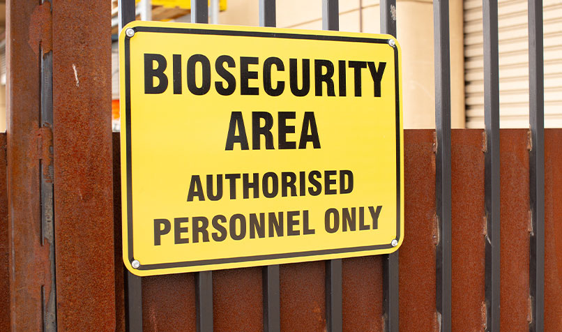 Fence biosecurity sign