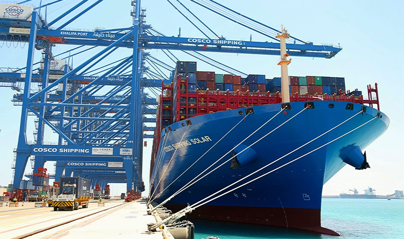 Chinese container ship Khalifa Port