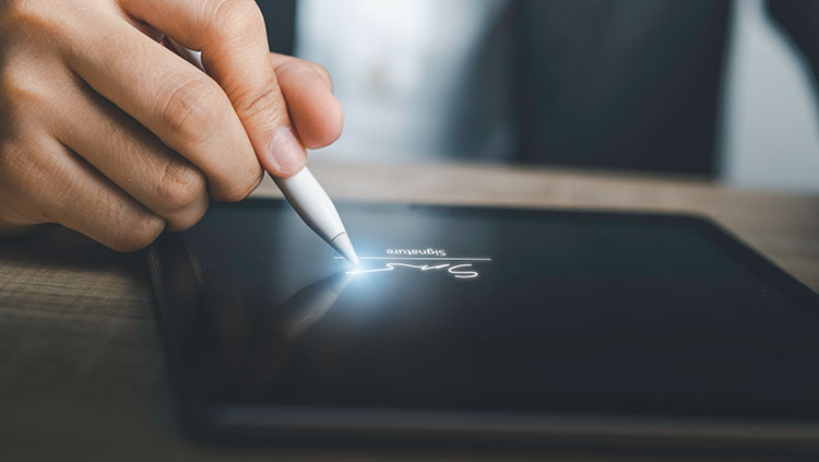 Person signing digital signature