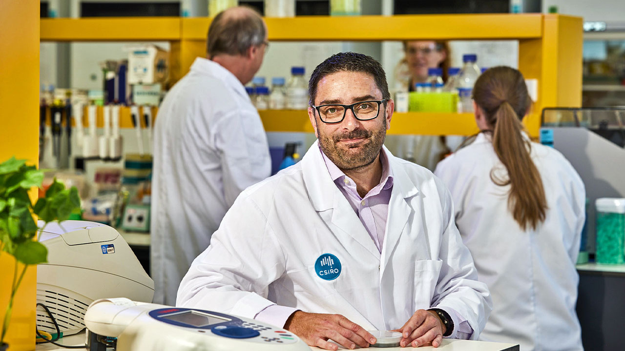 Tim Rhodes Csiro Leadership insights from CSIRO's COO | INTHEBLACK